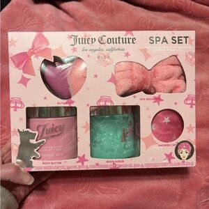Juicy Couture Bath & Body Set